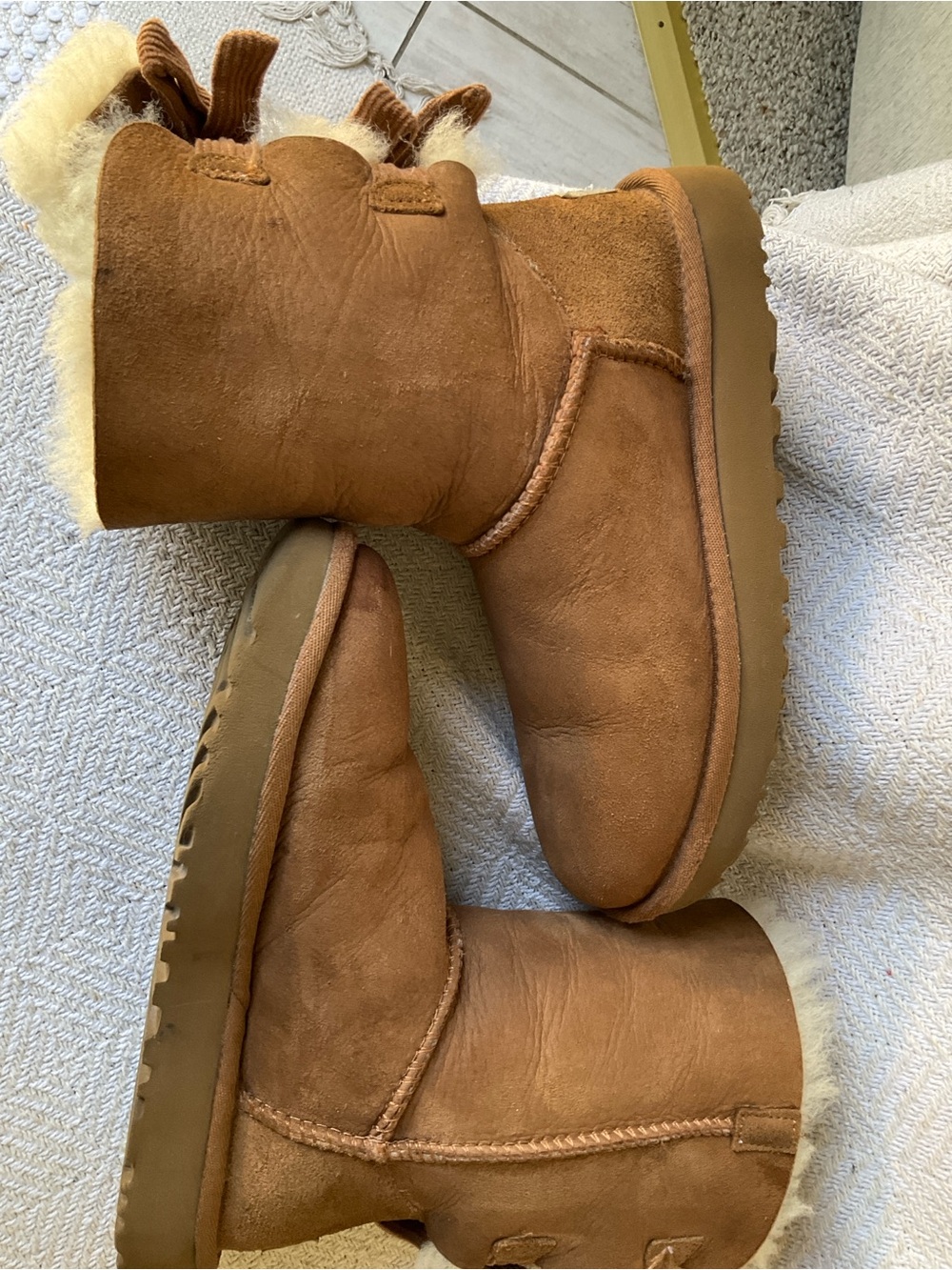 Boots Chestnut Shearling-Lined Suede Boots women’s size 5